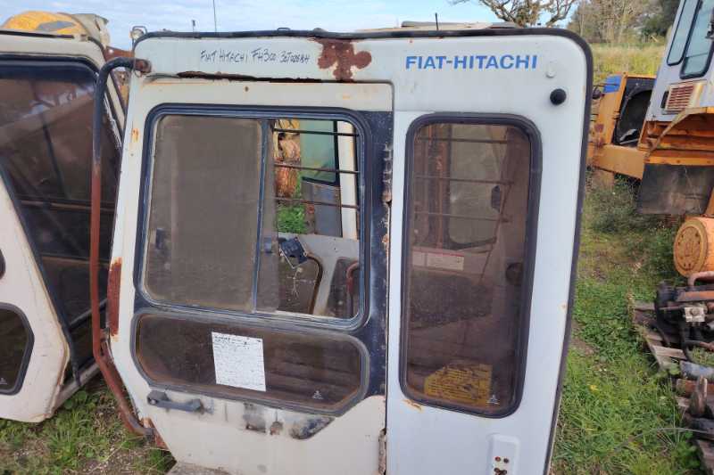 OmecoHub - Immagine FIAT HITACHI FH300